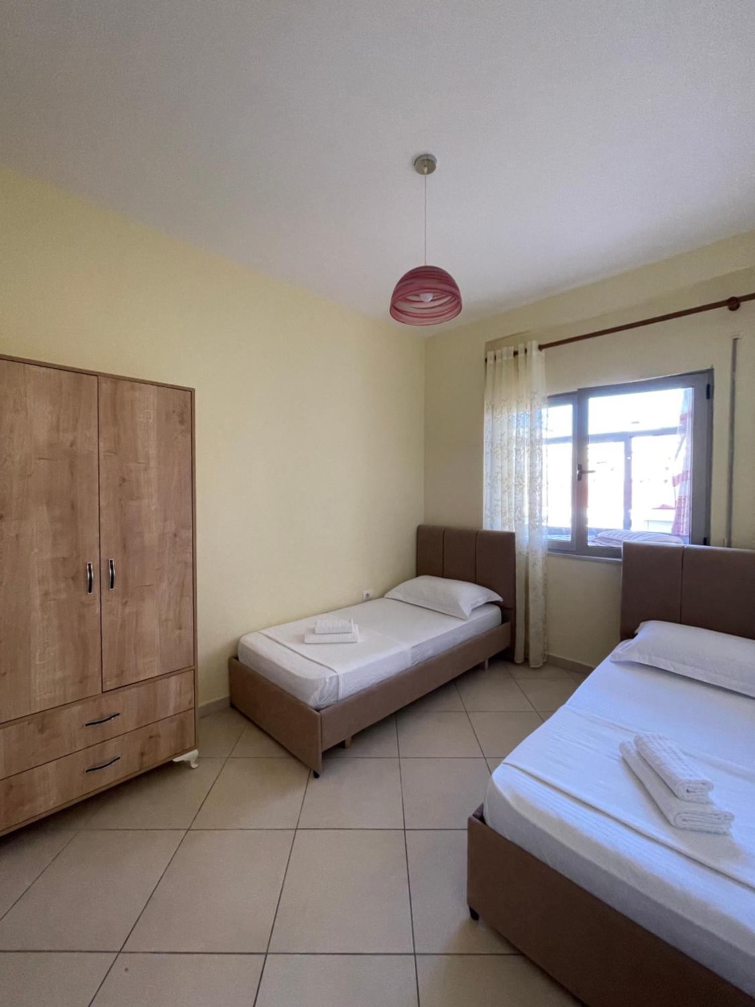 New Baazar Terrace Apartment Tirana Eksteriør billede
