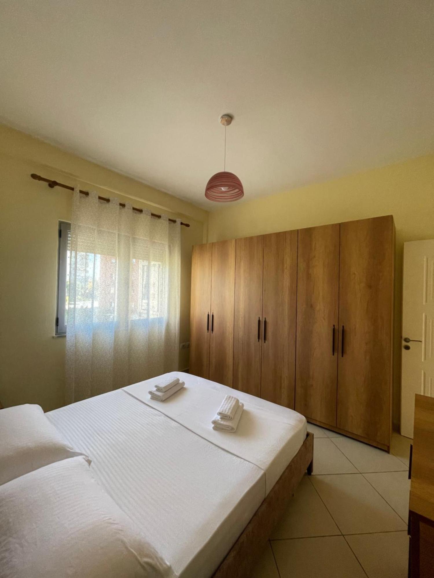 New Baazar Terrace Apartment Tirana Eksteriør billede