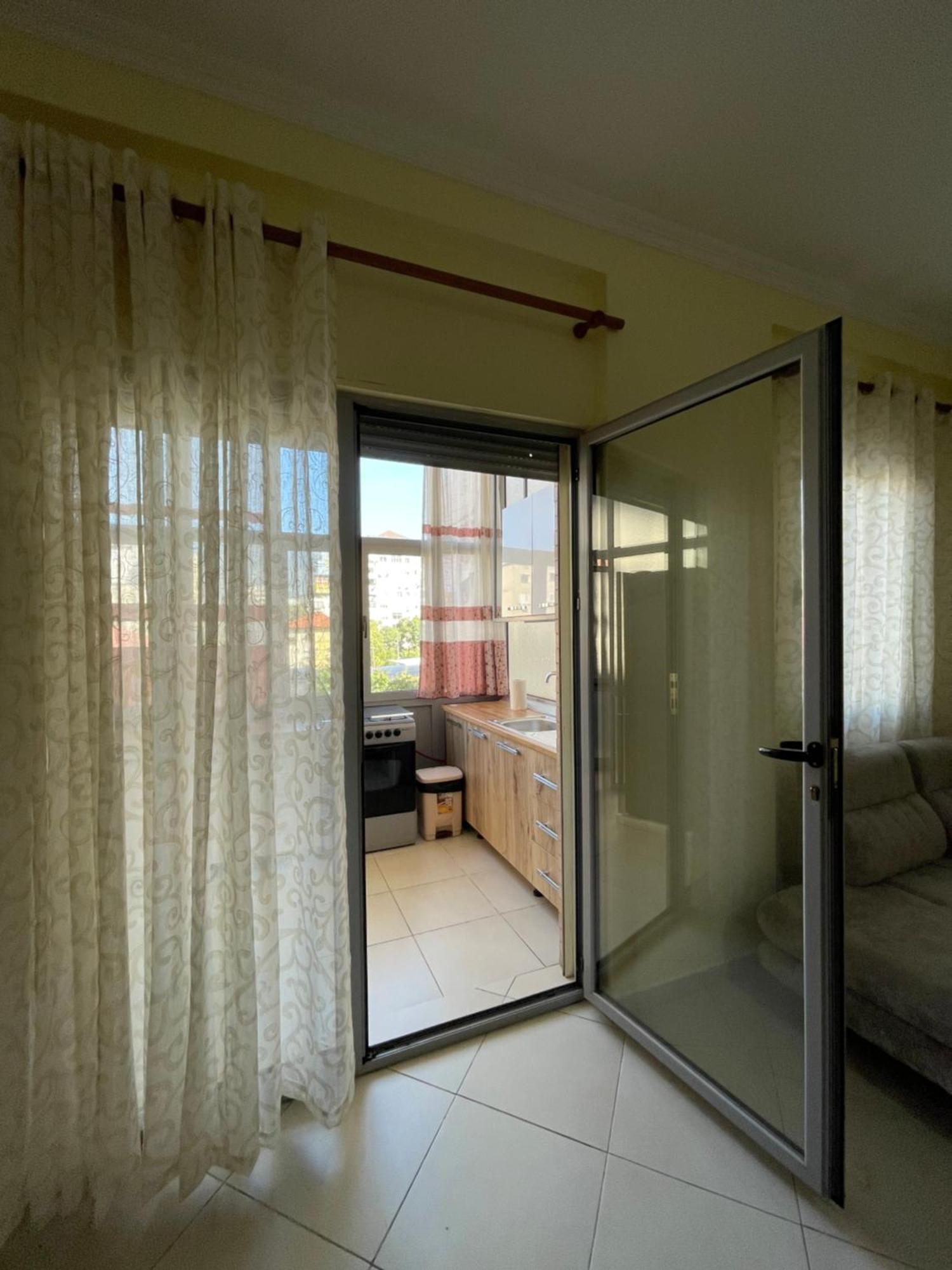 New Baazar Terrace Apartment Tirana Eksteriør billede